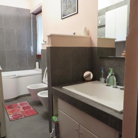 Casa Galeone Between Milano-malpensa-como Saronno