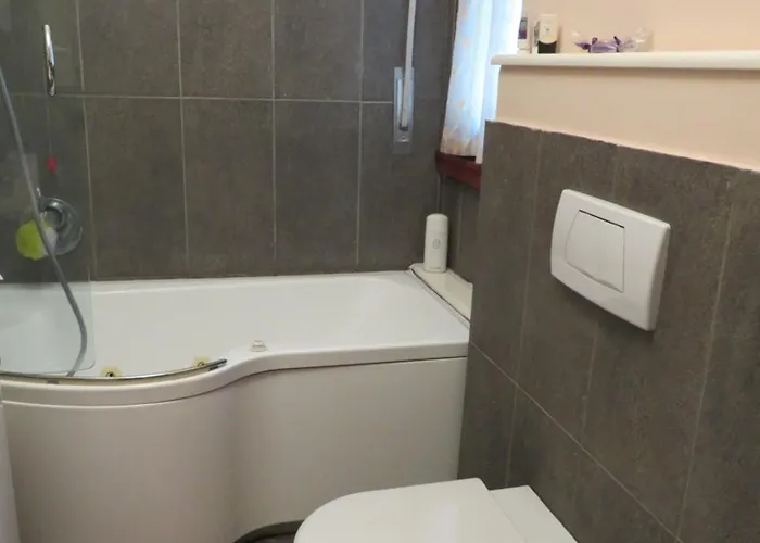 Casa Galeone Between Milano-malpensa-como Саронно